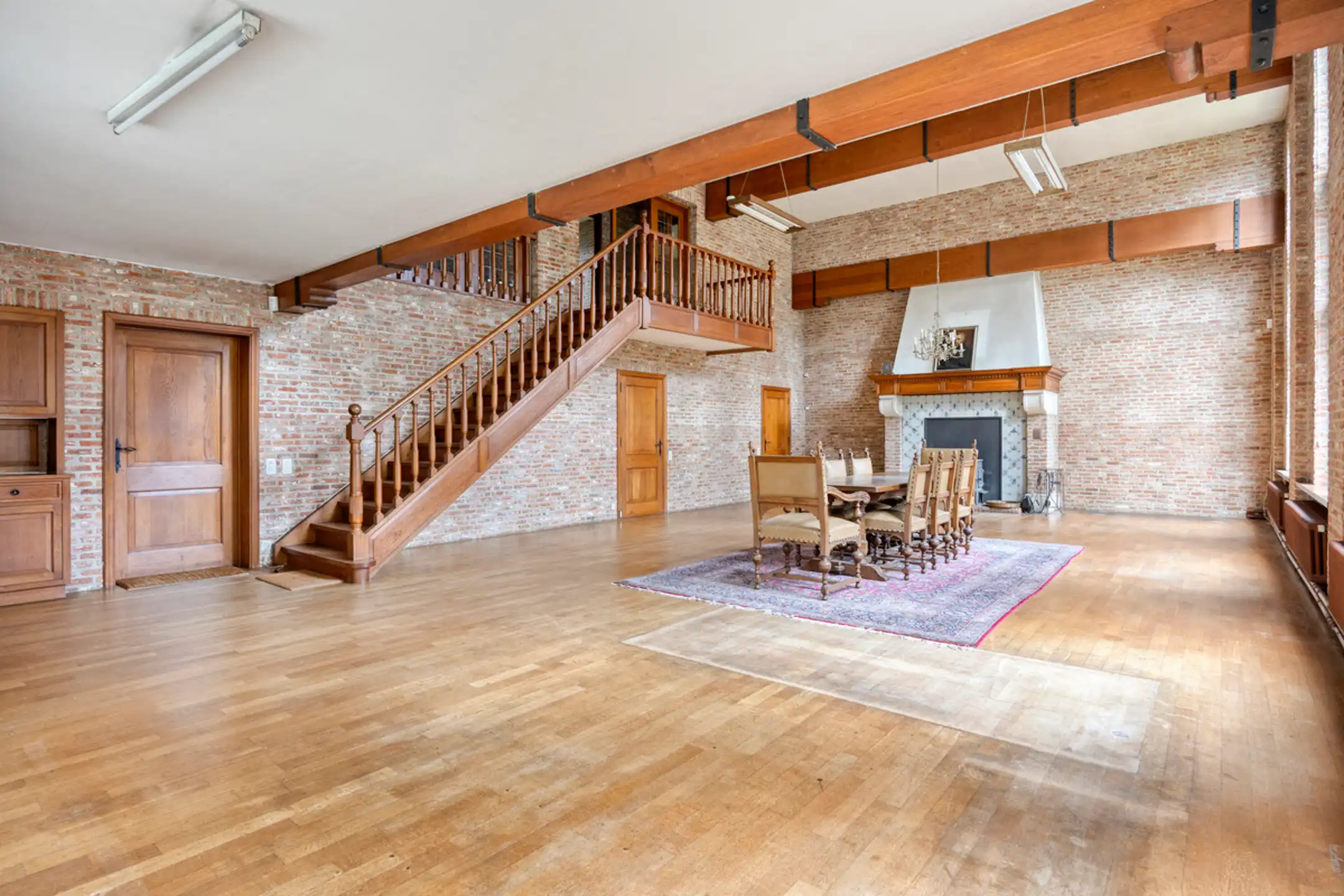 Uniek groen gelegen landhuis met eventuele praktijkruimte foto 2