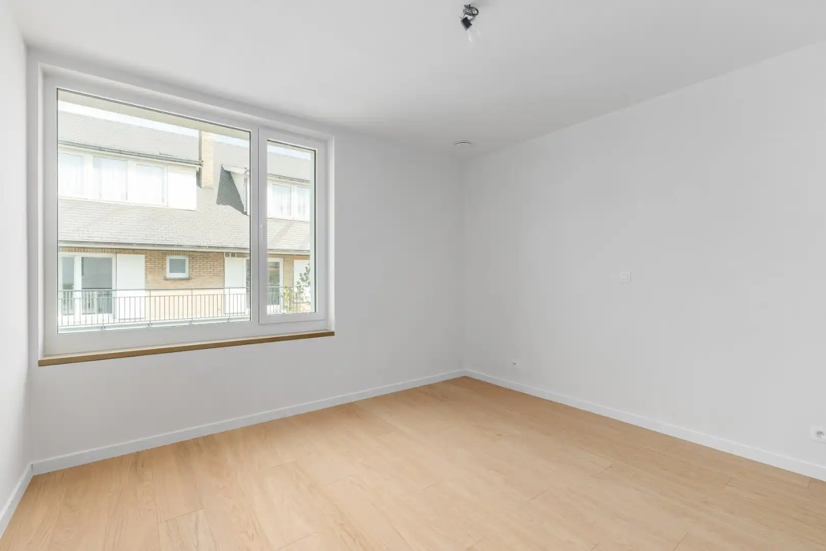 PRACHTIG NIEUWBOUWAPPARTEMENT OP 200 METER VAN DE ZEEDIJK foto 7