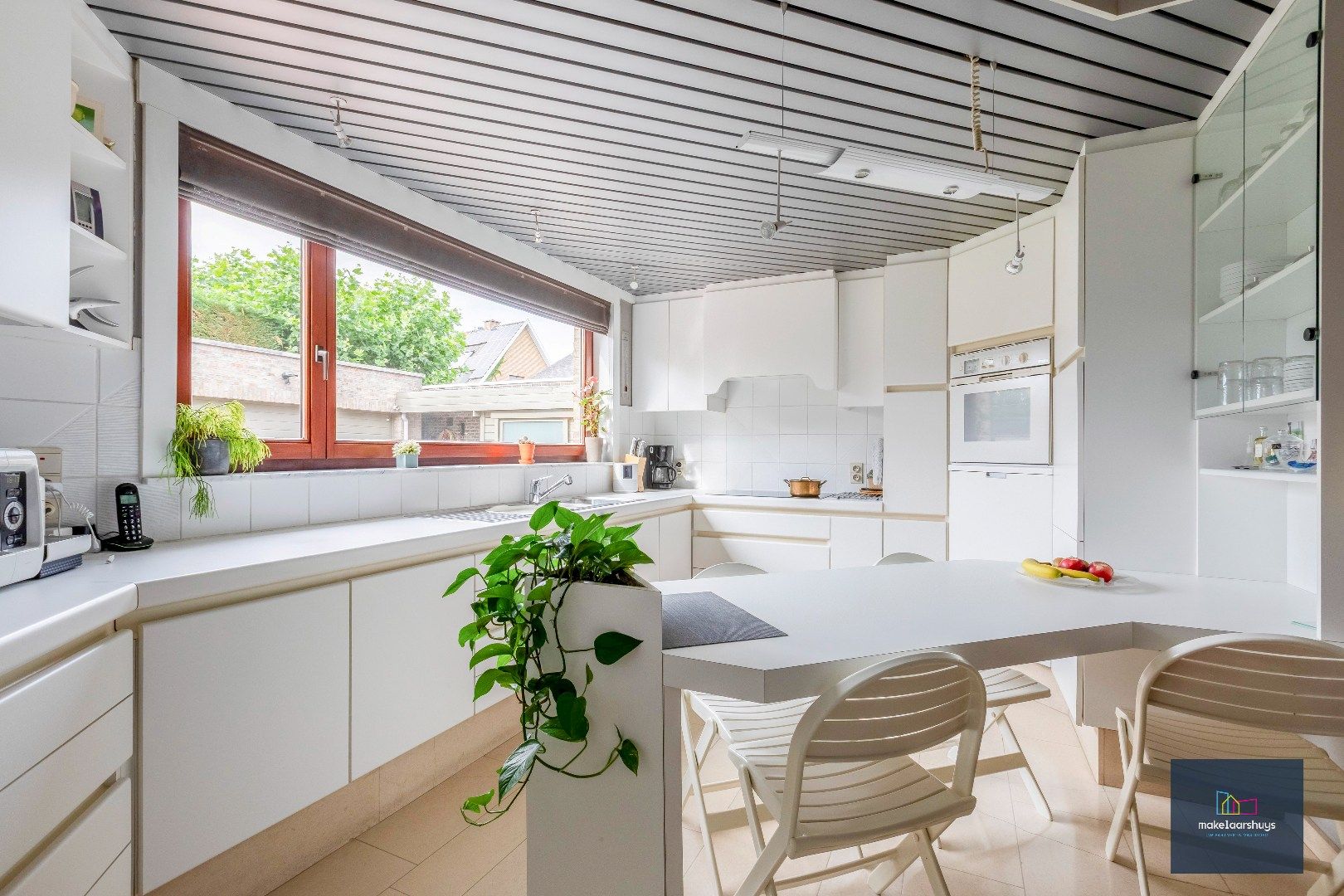 Stijlvolle HOB met 4 slpkamers, bureau en dubbele garage.  foto 5