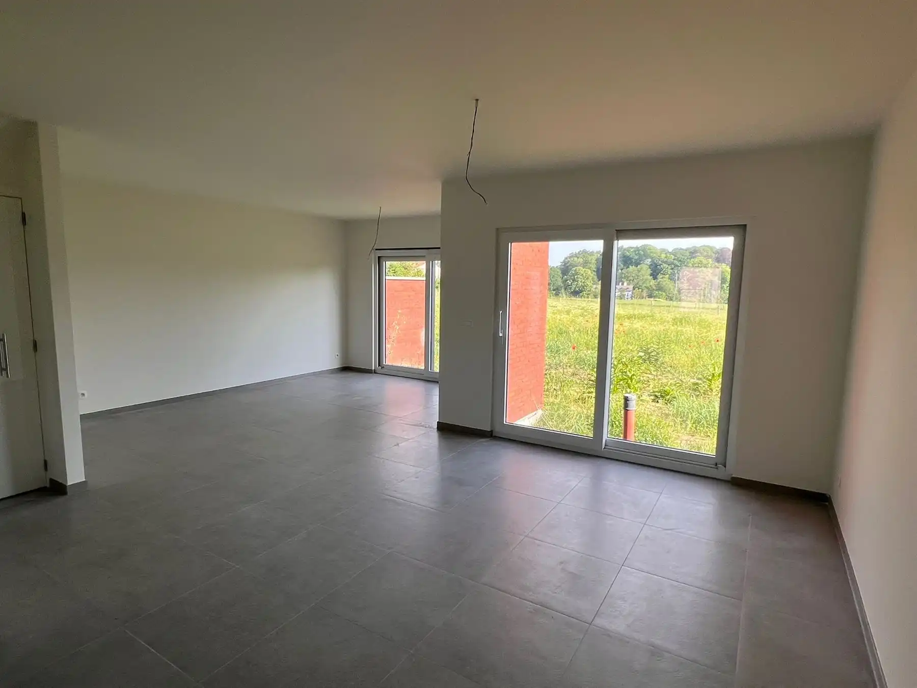 Prachtige nieuwbouw met zicht op het groen foto 2