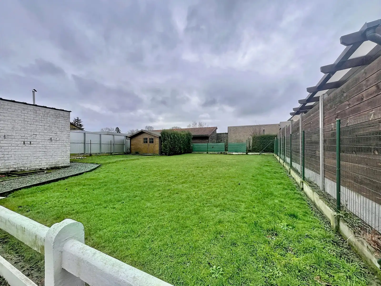 Rustig gelegen, Ruime Bungalow met 3 SLPK, Tuin én garage! foto 18