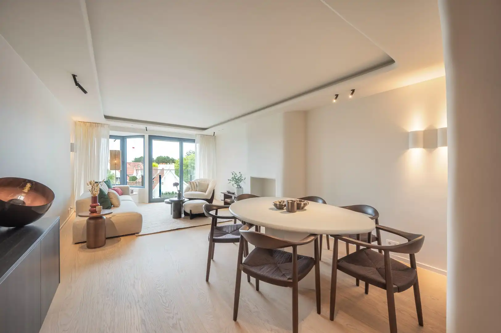 Prachtig gerenoveerd appartement nabij het centrum en de zee met open zichten. foto 10