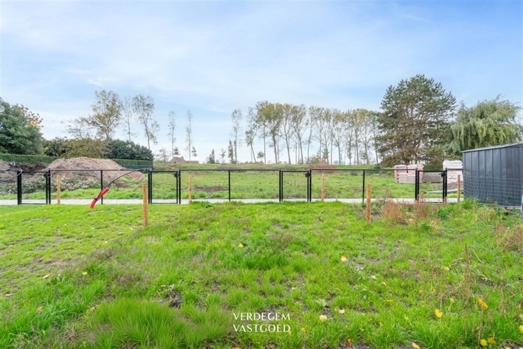 Gerenoveerde woning met 2 slaapkamers en tuintje foto 10