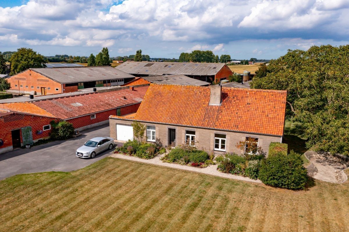 Hoeve op 4,13 ha te koop te Kaprijke foto 4