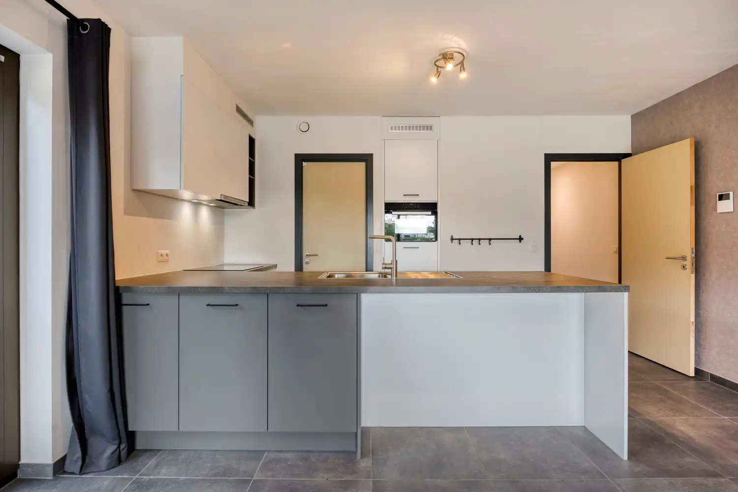 ENERGIEZUINIG (E-PEIL 15) GELIJKVLOERS APPARTEMENT MET TERRAS TE DIEST! foto 11