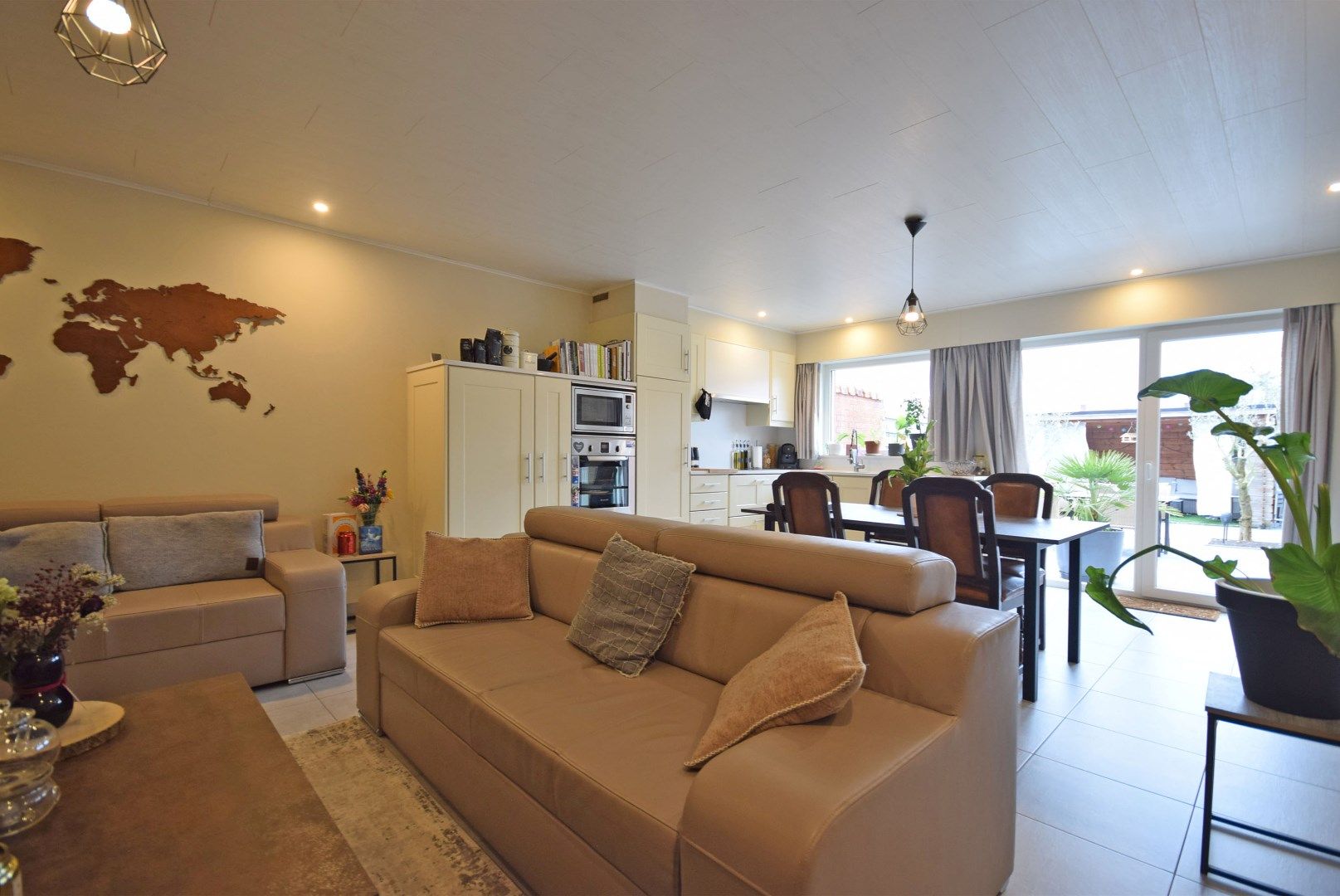 Gesloten woning met één slaapkamer nabij centrum Roeselare foto 3