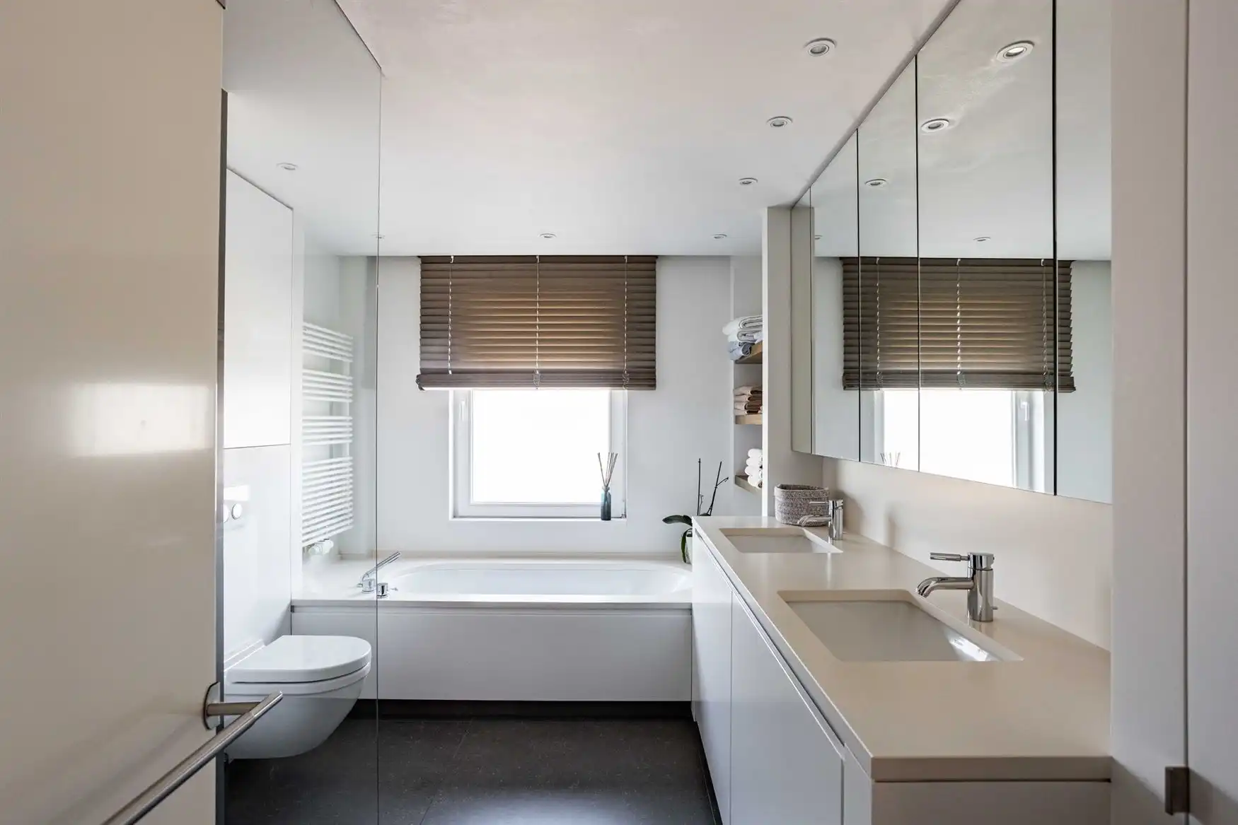 Exclusieve villa met zuidgerichte tuin in residentieel Jabbeke foto 19