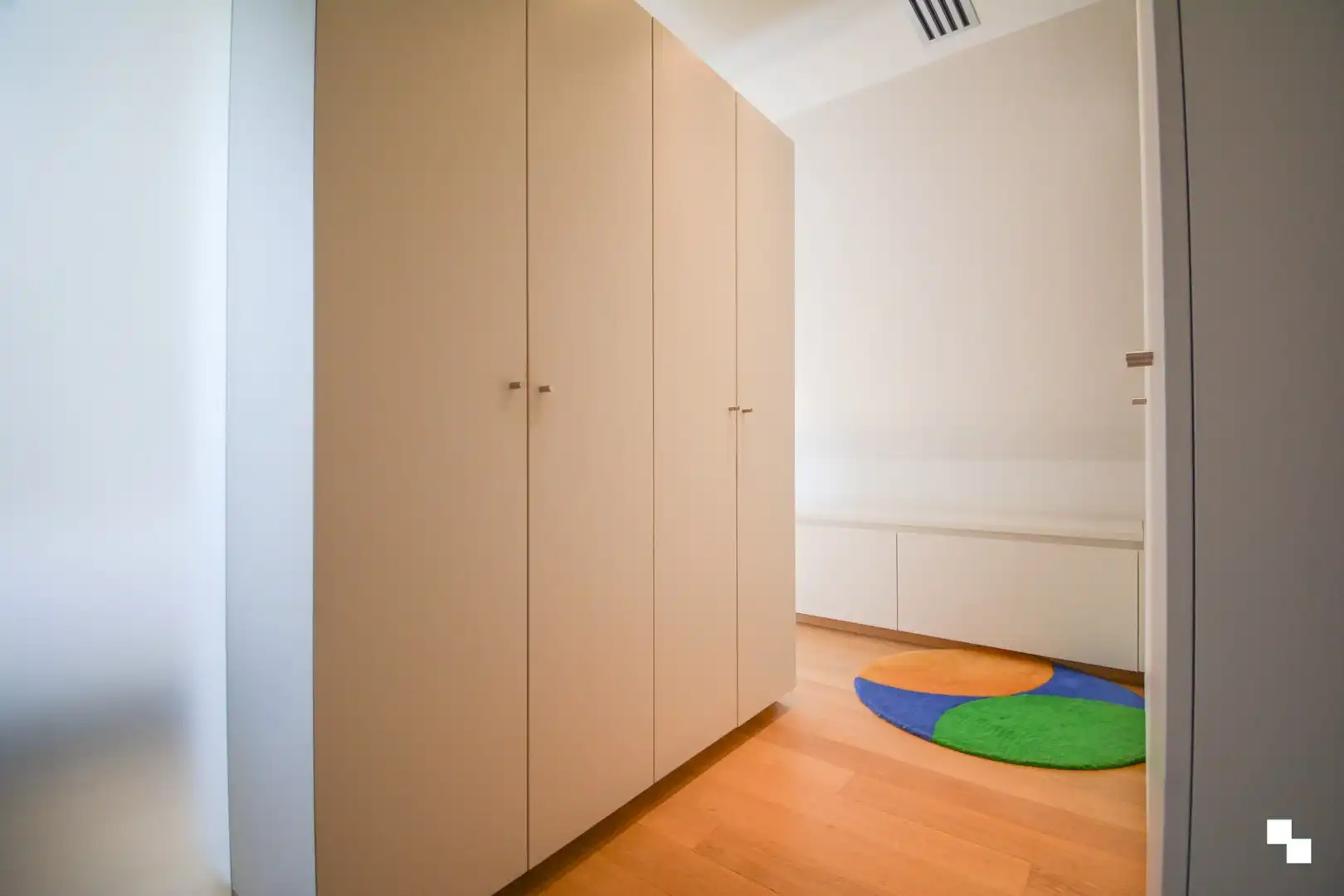UItzonderlijk ruim appartement aan het water te Roeselare! foto 23