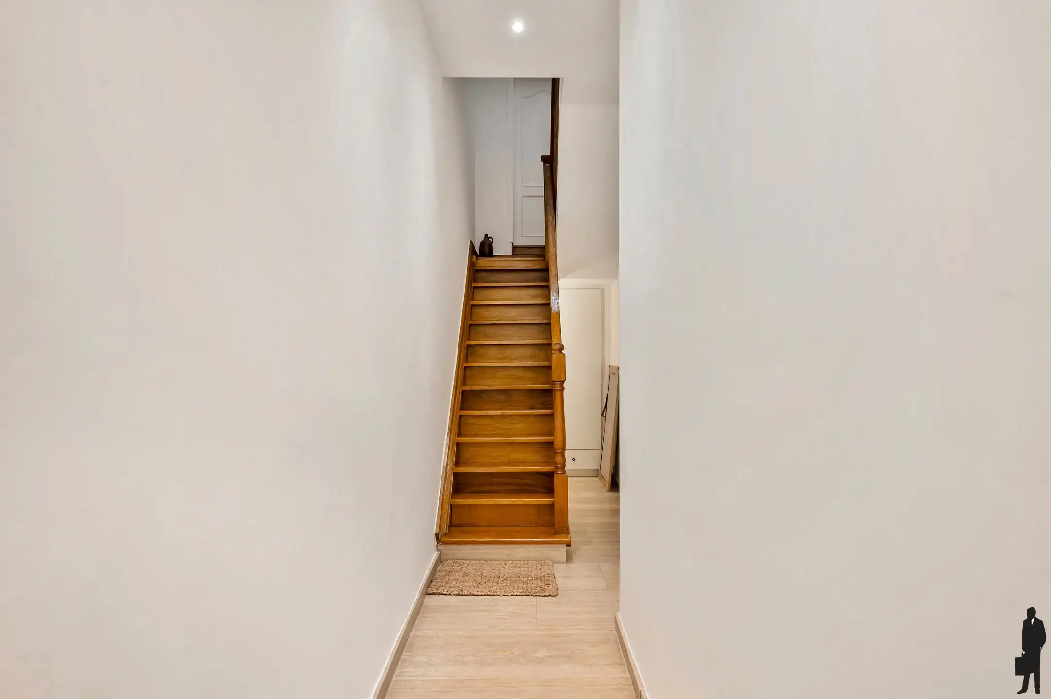 Volledig gerenoveerde woning met +3 slpk en 2 bad foto 6