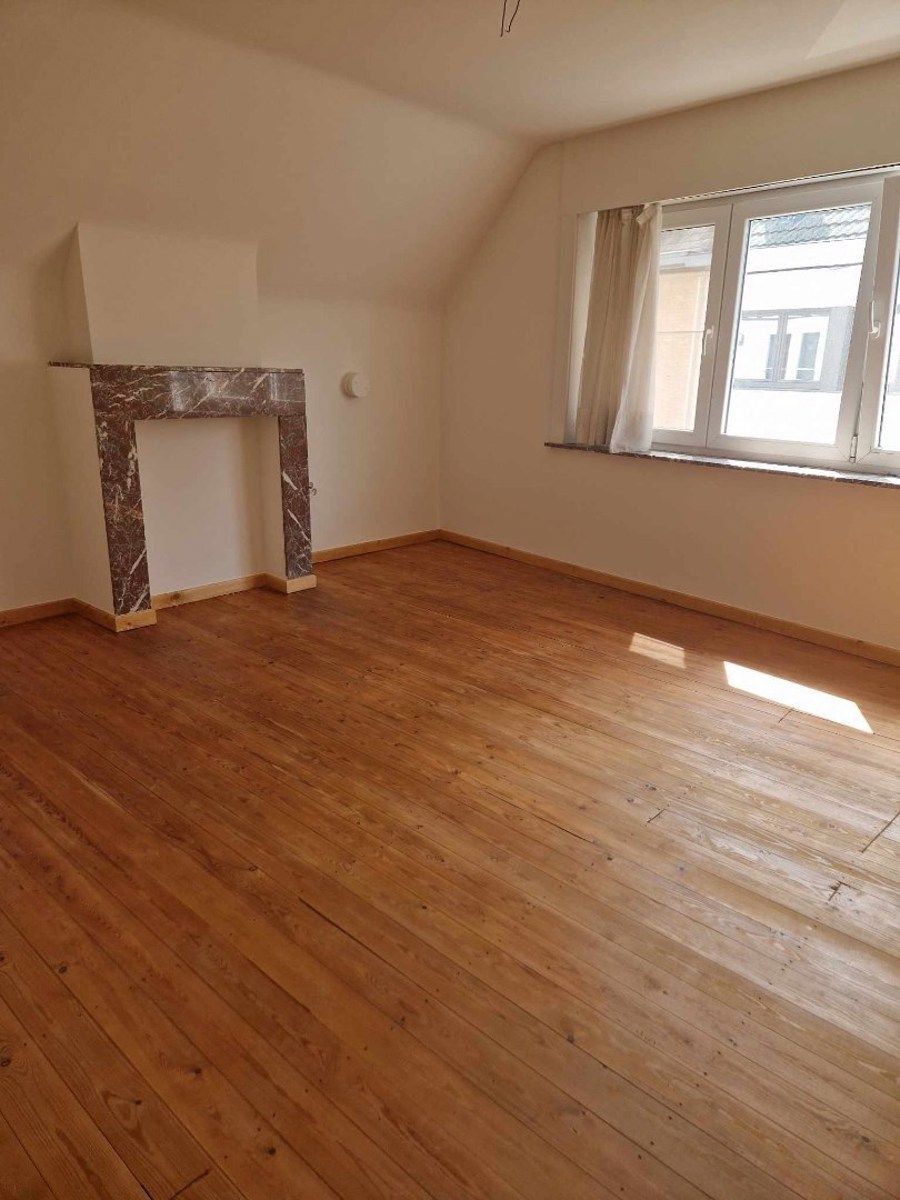 Rijwoning met twee slaapkamers in Lede foto 4