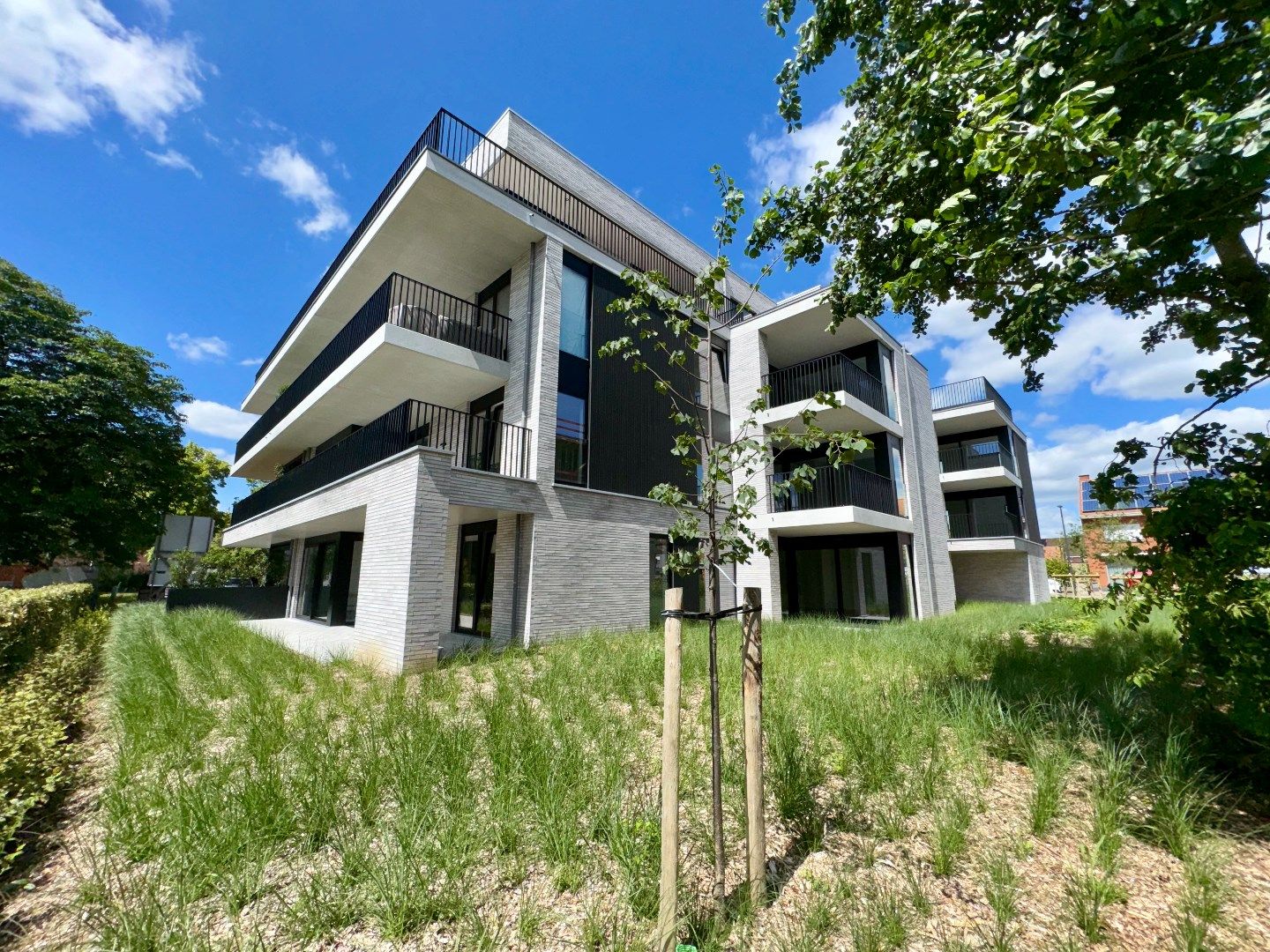 LUXE NIEUWBOUWAPPARTEMENTEN MET 2 SLPKS EN TERRAS  foto 1