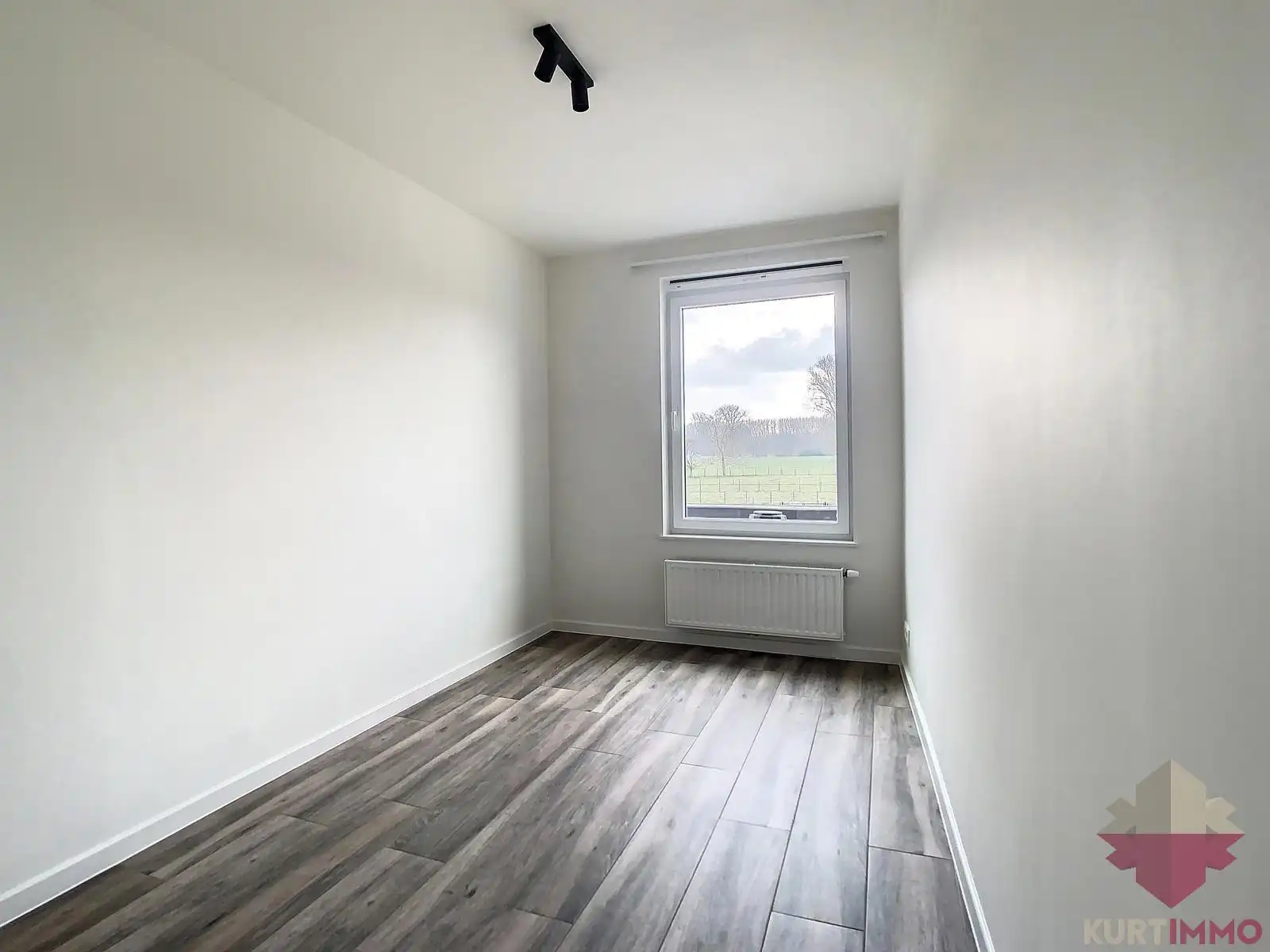 Prachtig gerenoveerde woning met 5 SLPK én tuin! foto 12