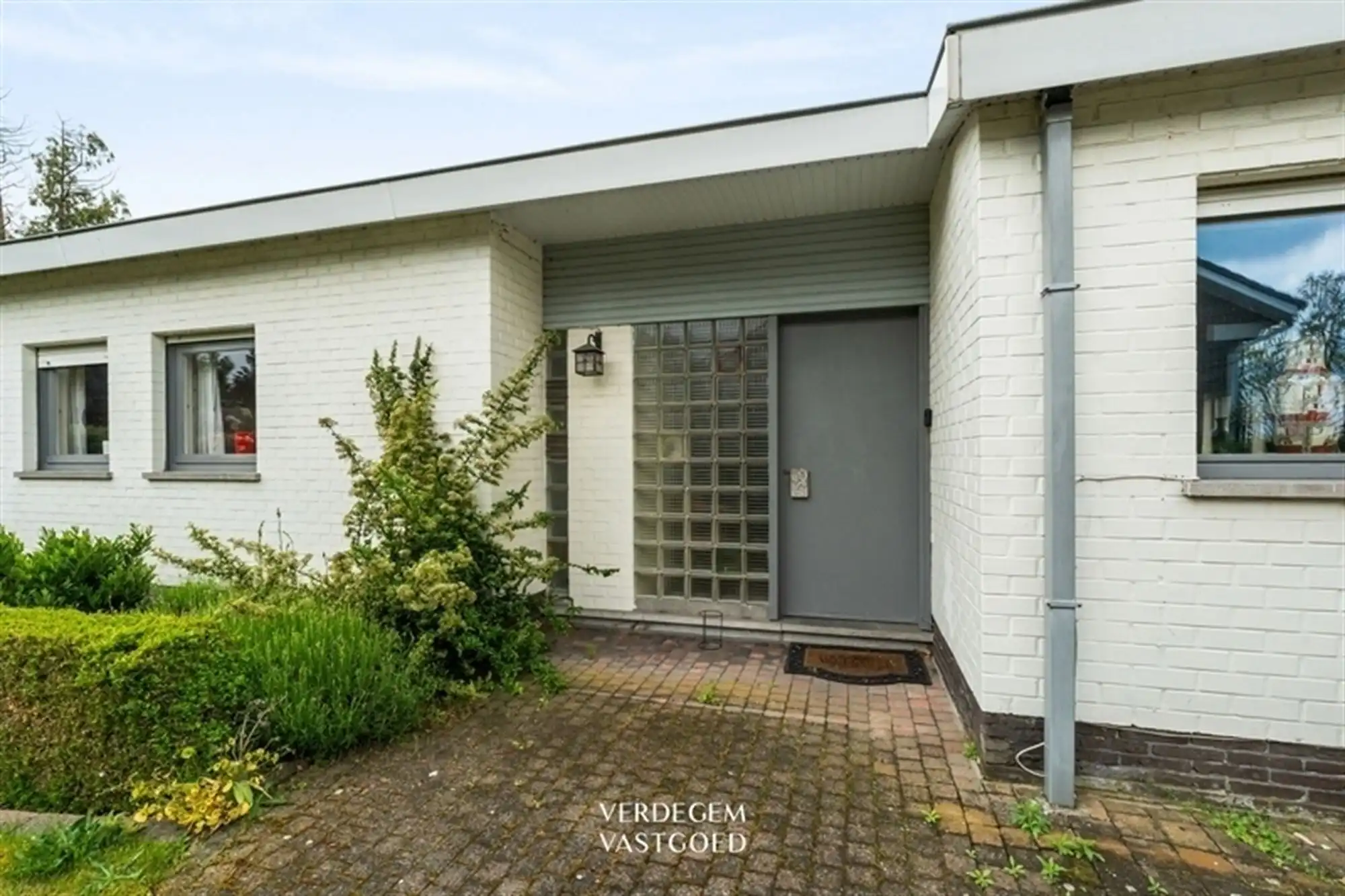 Fijne bungalow op toplocatie met 3 slaapkamers, grote tuin en garage foto 20
