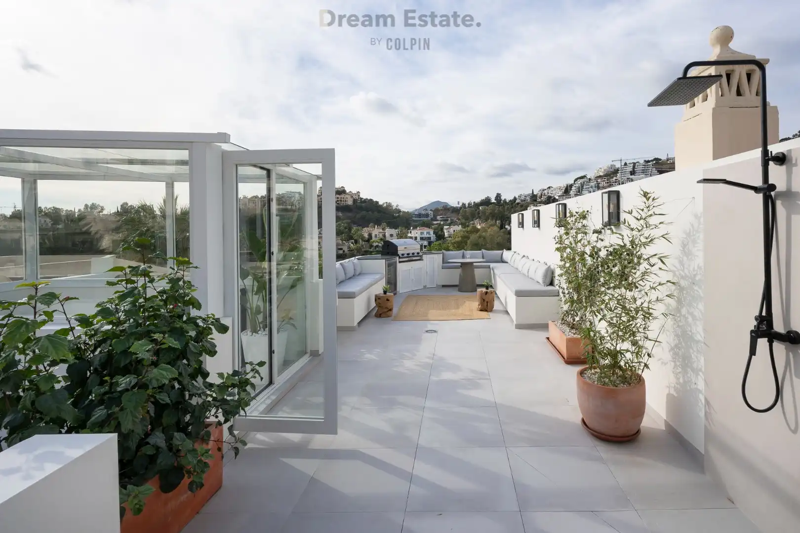 Een prachtige woning in de veilige en rustige omgeving van La Quinta met zéér mooi uitzicht op bergen, golf en zee. foto 6