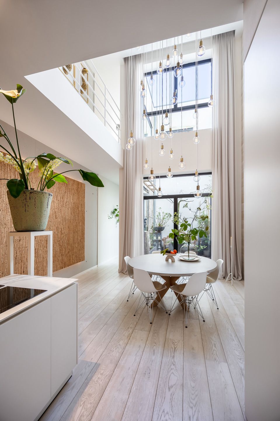 Loftswoning op toplocatie  foto {{pictureIndex}}