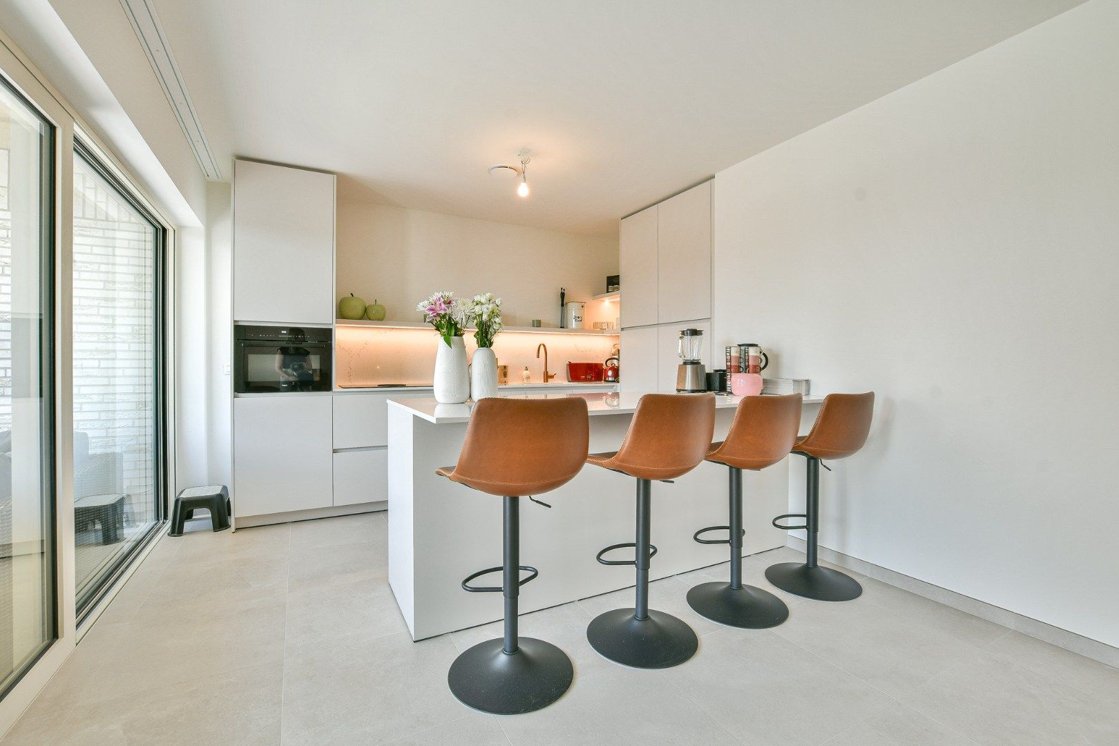 Prachtig nieuwbouwappartement met 2 slaapkamers op toplocatie te Wenduine! foto 4