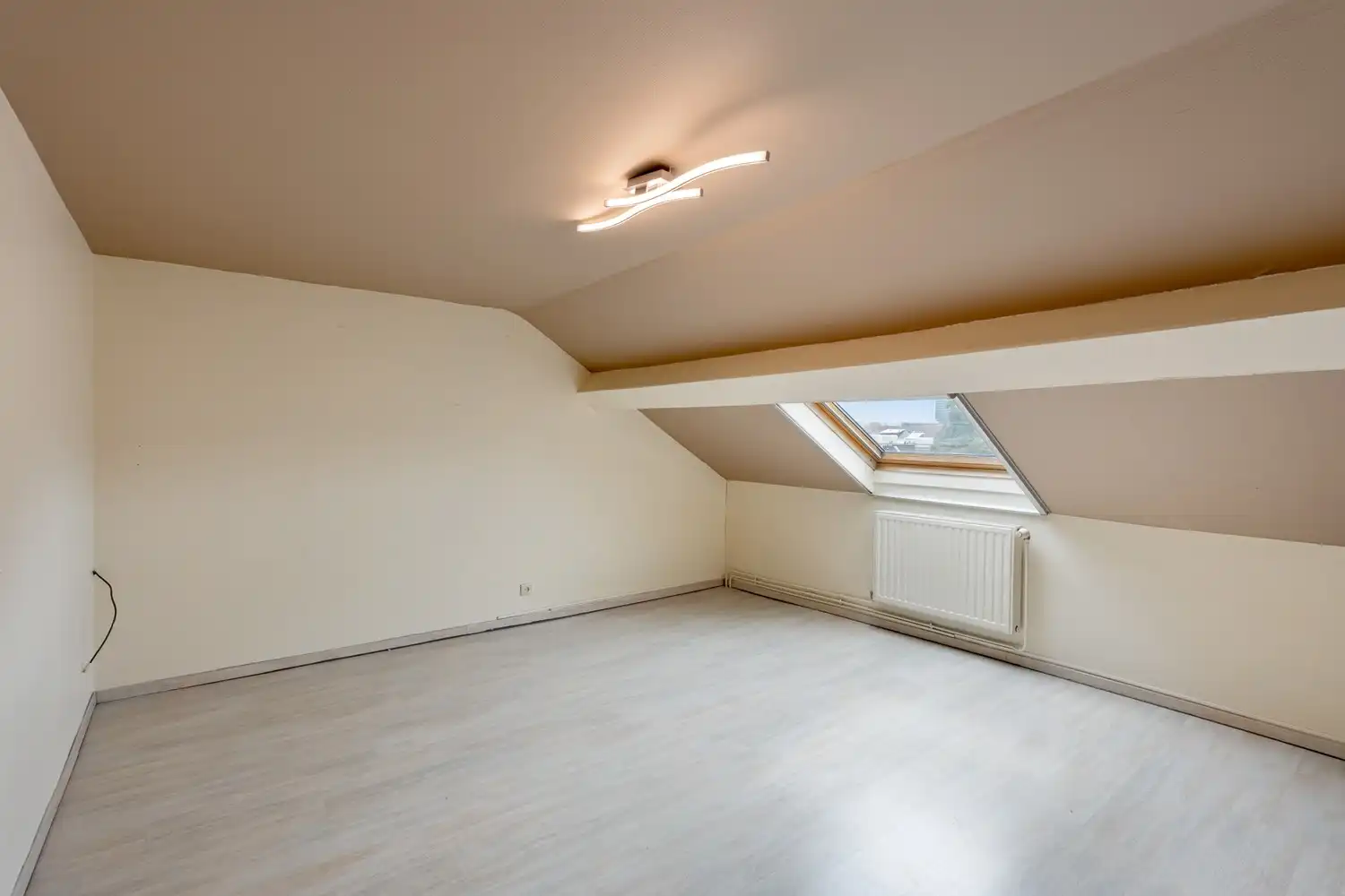 Gerenoveerde en energiezuinige woning met 4 slaapkamers en een tuin grenzend aan het Mariapark te Leuven! foto 22