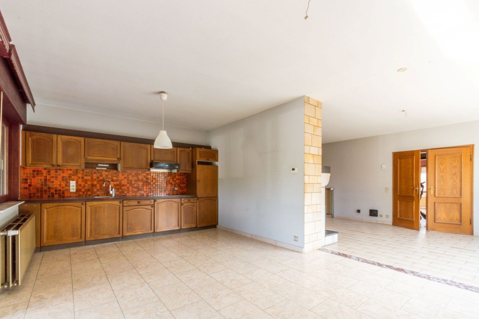 4-GEVEL WONING MET 4 SLAAPKAMERS + 2 BADKAMERS ! foto 7
