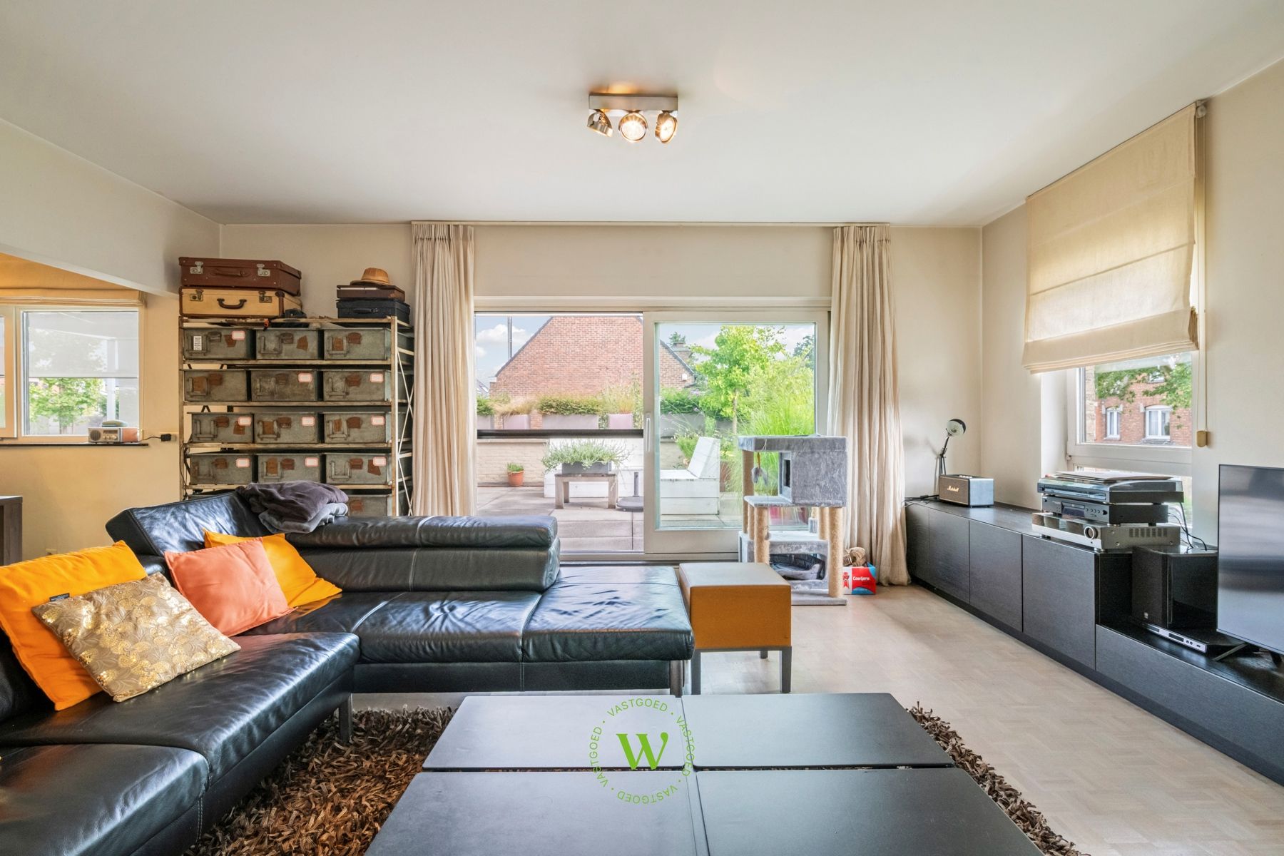 Exceptioneel ruim appartement mét riant zonneterras. foto 3
