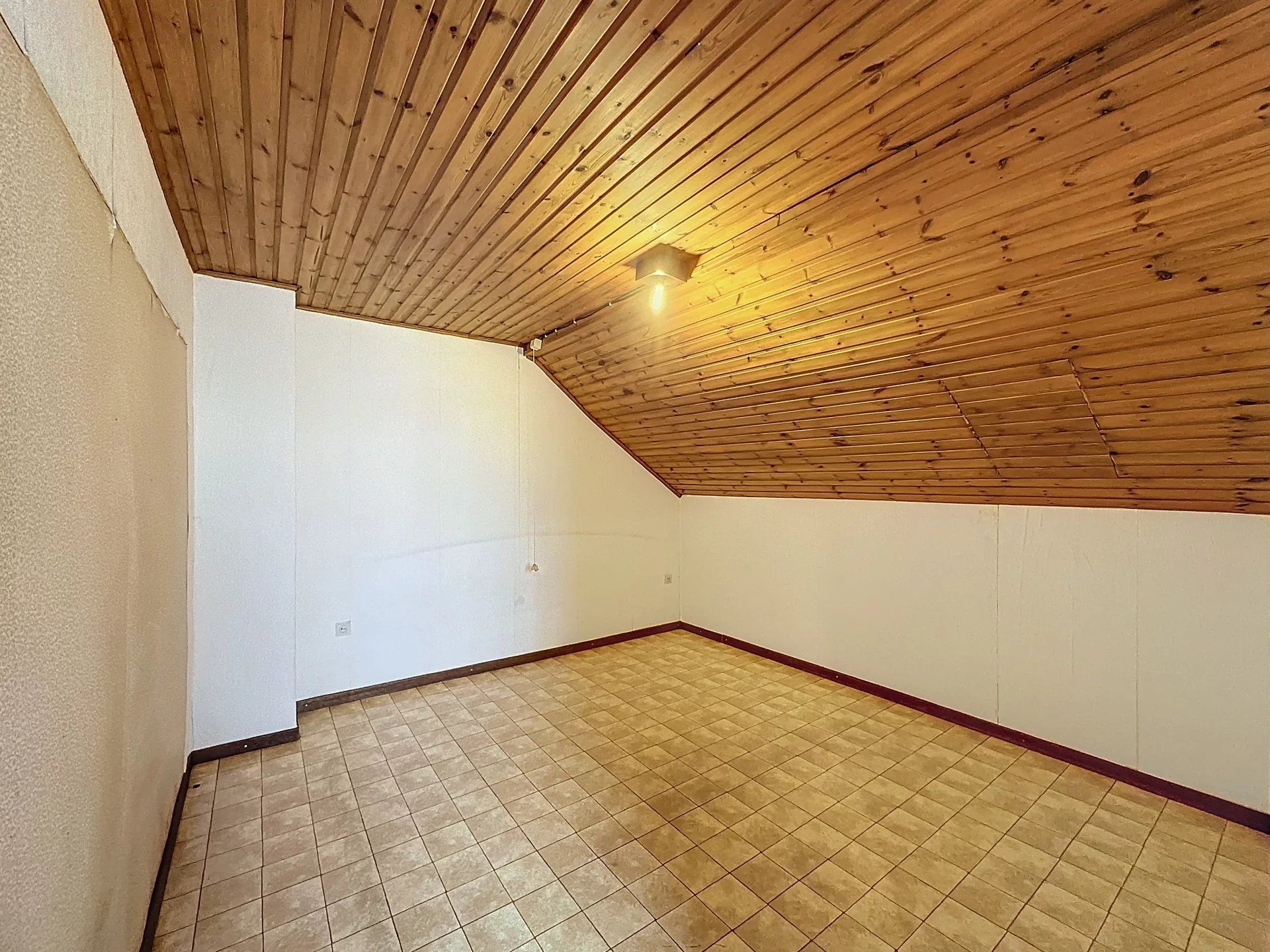 Gezellige te renoveren woning op zeer rustige locatie met zicht op groen. foto 16