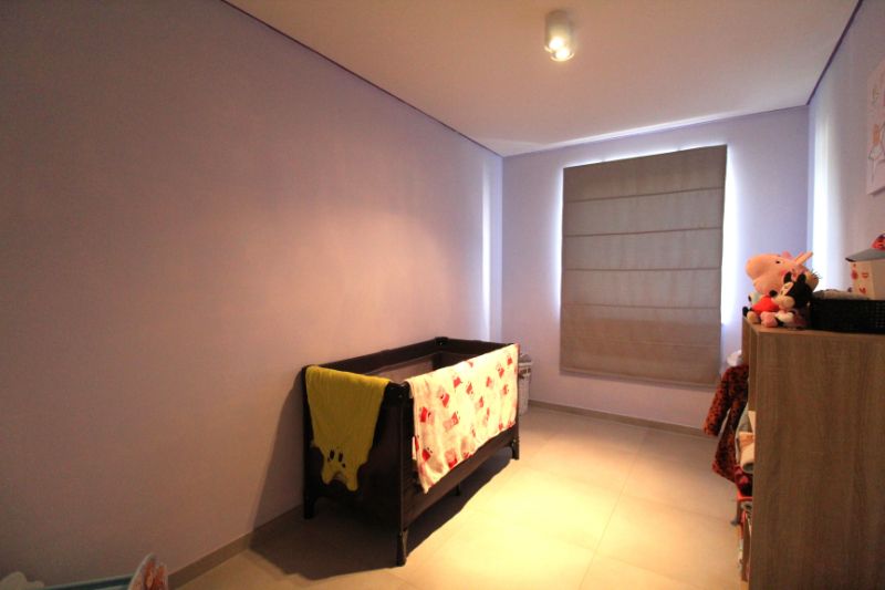 ​​​​​​​Recente halfopen woning in centrum van Heule foto 12