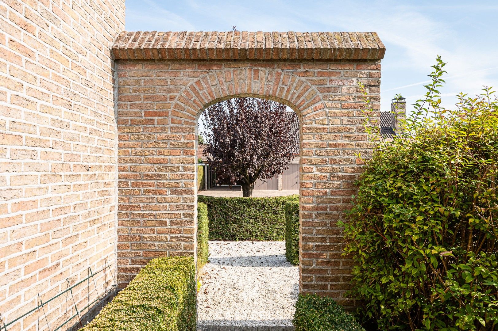 Ruime, instapklare gezinswoning met prachtige tuin te koop foto 27
