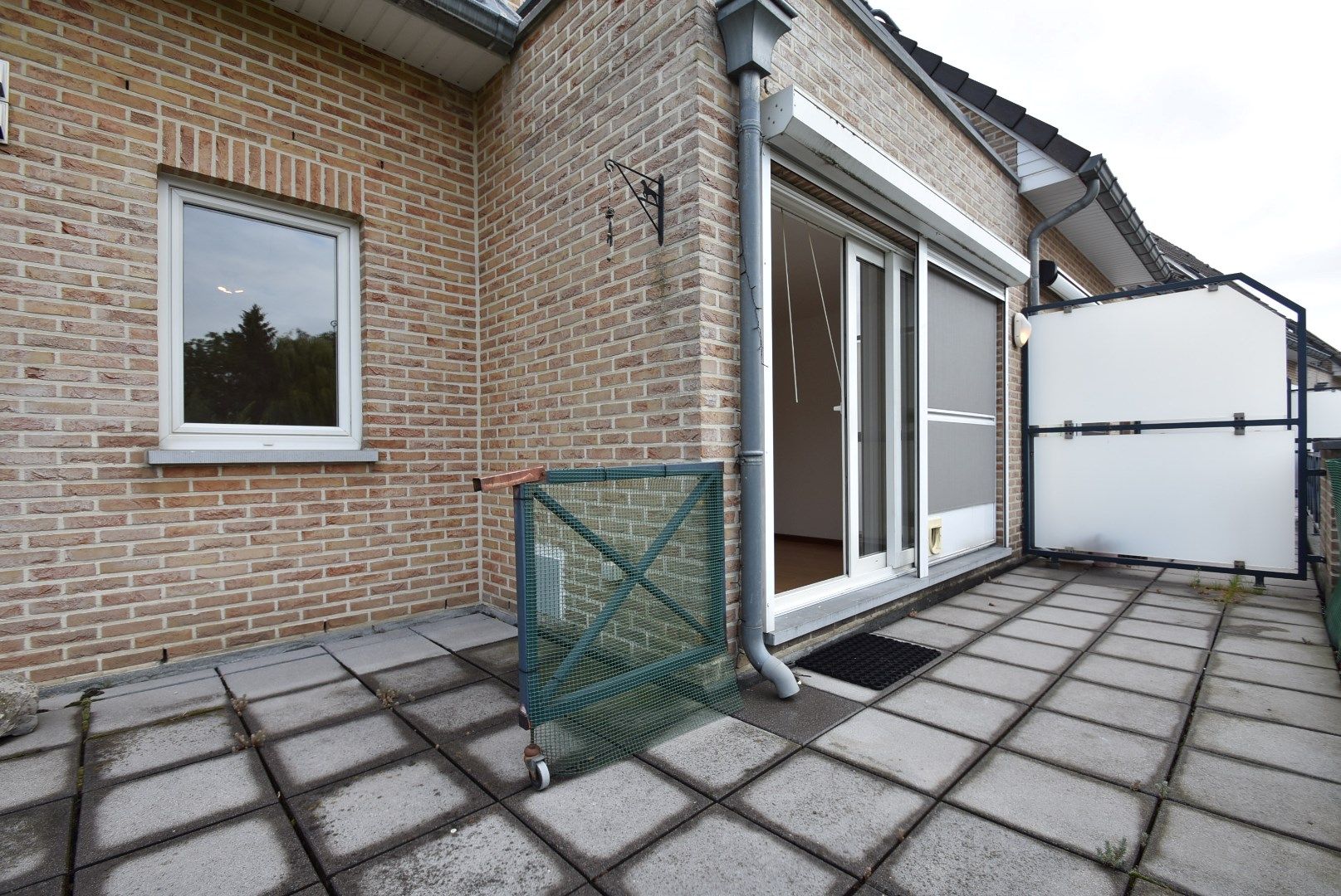 Betaalbaar appartement met 2 slaapkamers, terras en garage vlakbij centrum van Beverst foto 13