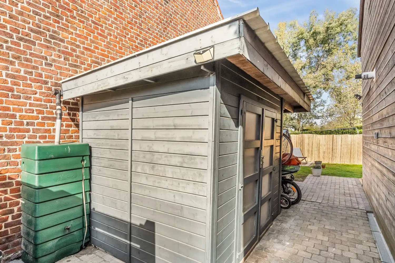 Rustig gelegen en halfopen woning met 3/4 slaapkamers en een tuin nabij de Vaart te Herent! foto 23