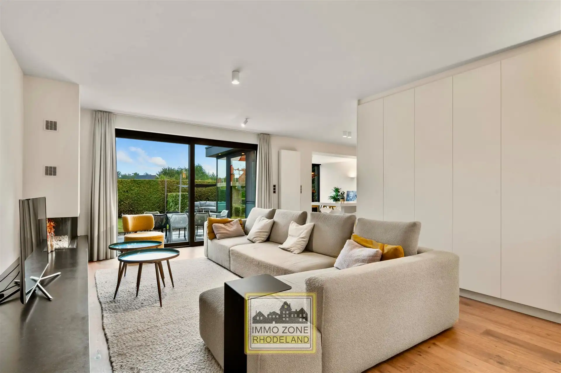 Sublieme moderne woning met prachtige tuin foto 6