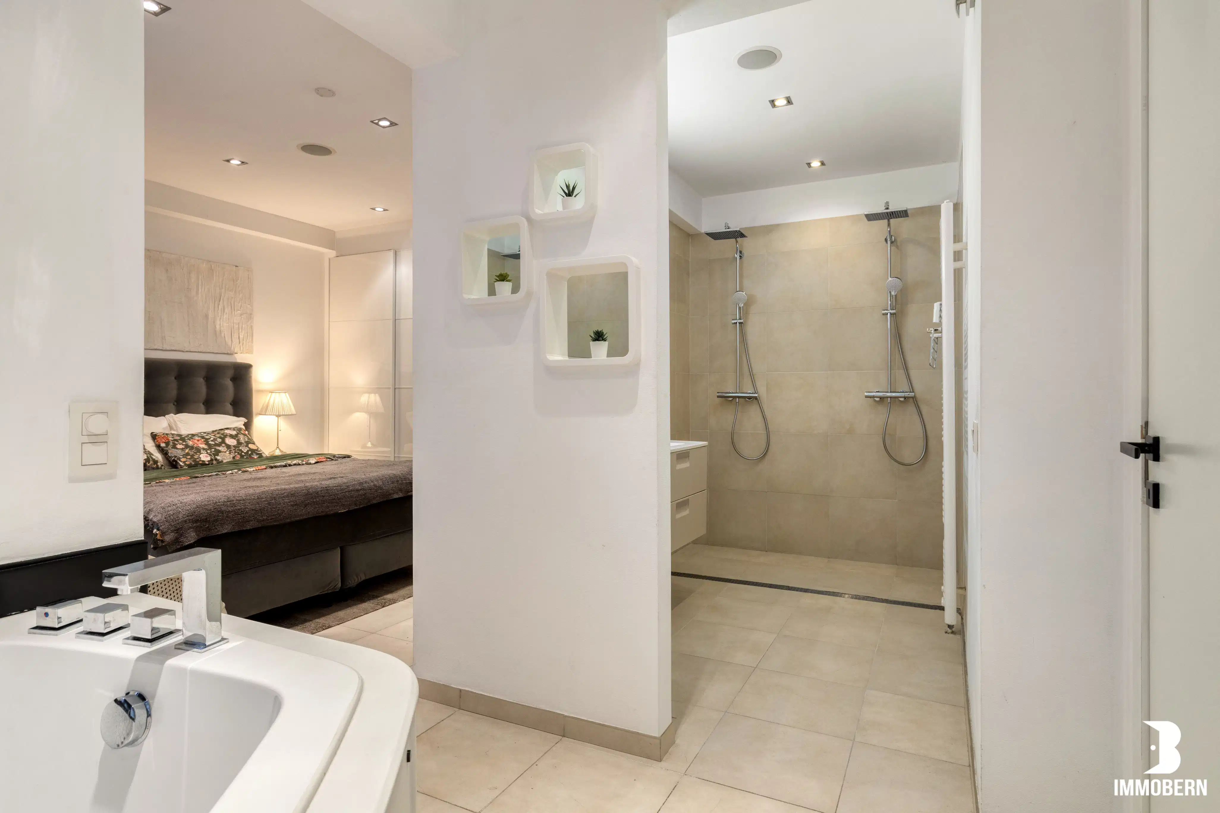 Modern 2-slaapkamerappartement met wellness-allure in 2060 Antwerpen foto 13