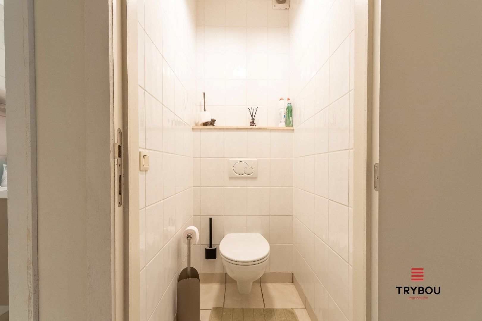 Ruim, instapklaar appartement met garage te koop in Langemark-Poelkapelle foto 19