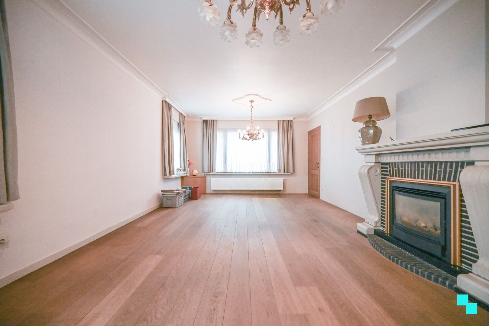 Charmante halfopen bebouwing met bijgebouw in hartje Emelgem foto 5