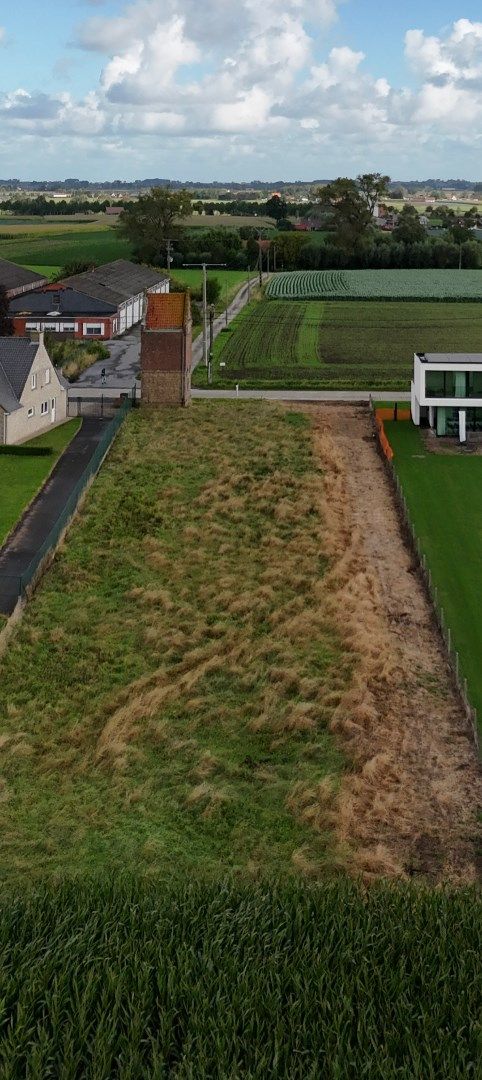 Mooi en groot perceel bouwgrond met met ver uitzicht op de natuur te Kortemark. foto 13