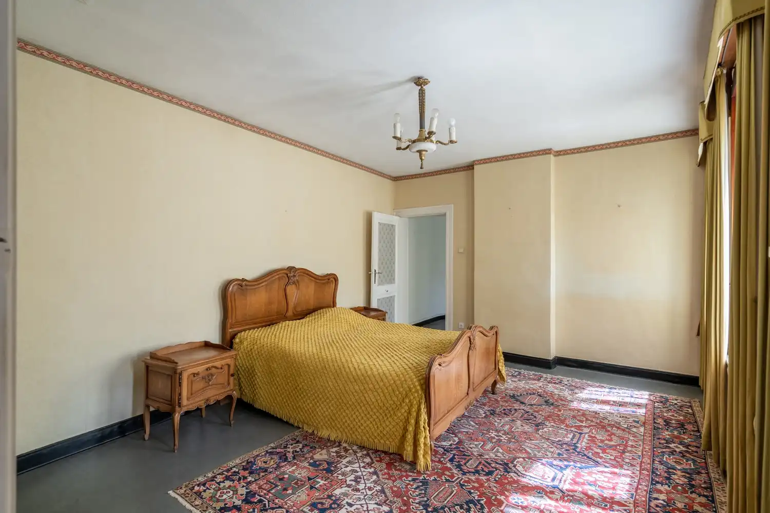 Woning met garage in het centrum van Sint-Truiden foto 6