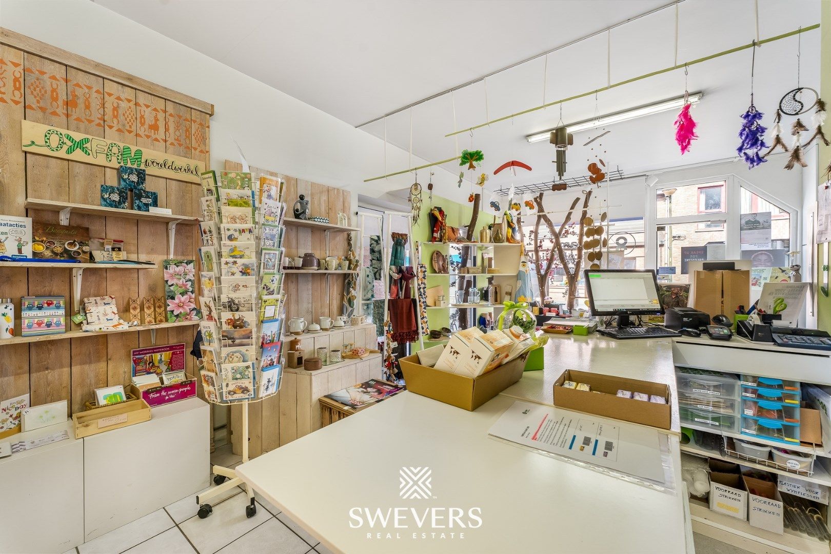 Commercieel pand met garage in centrum Beringen foto 7