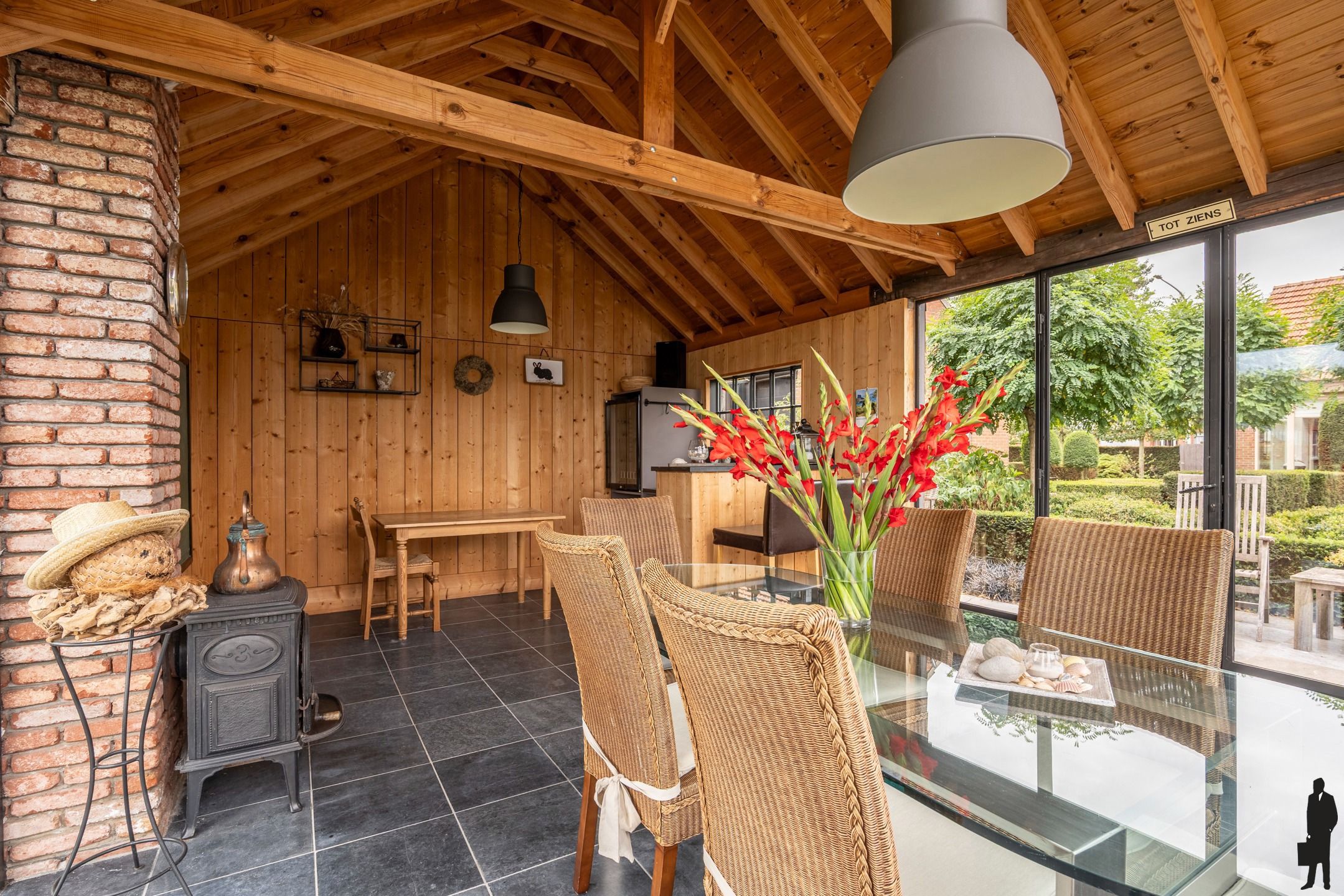 Landelijke woning met 3 slpk. en vrij uitzicht op een perceel van ca. 3.400 m² foto 26