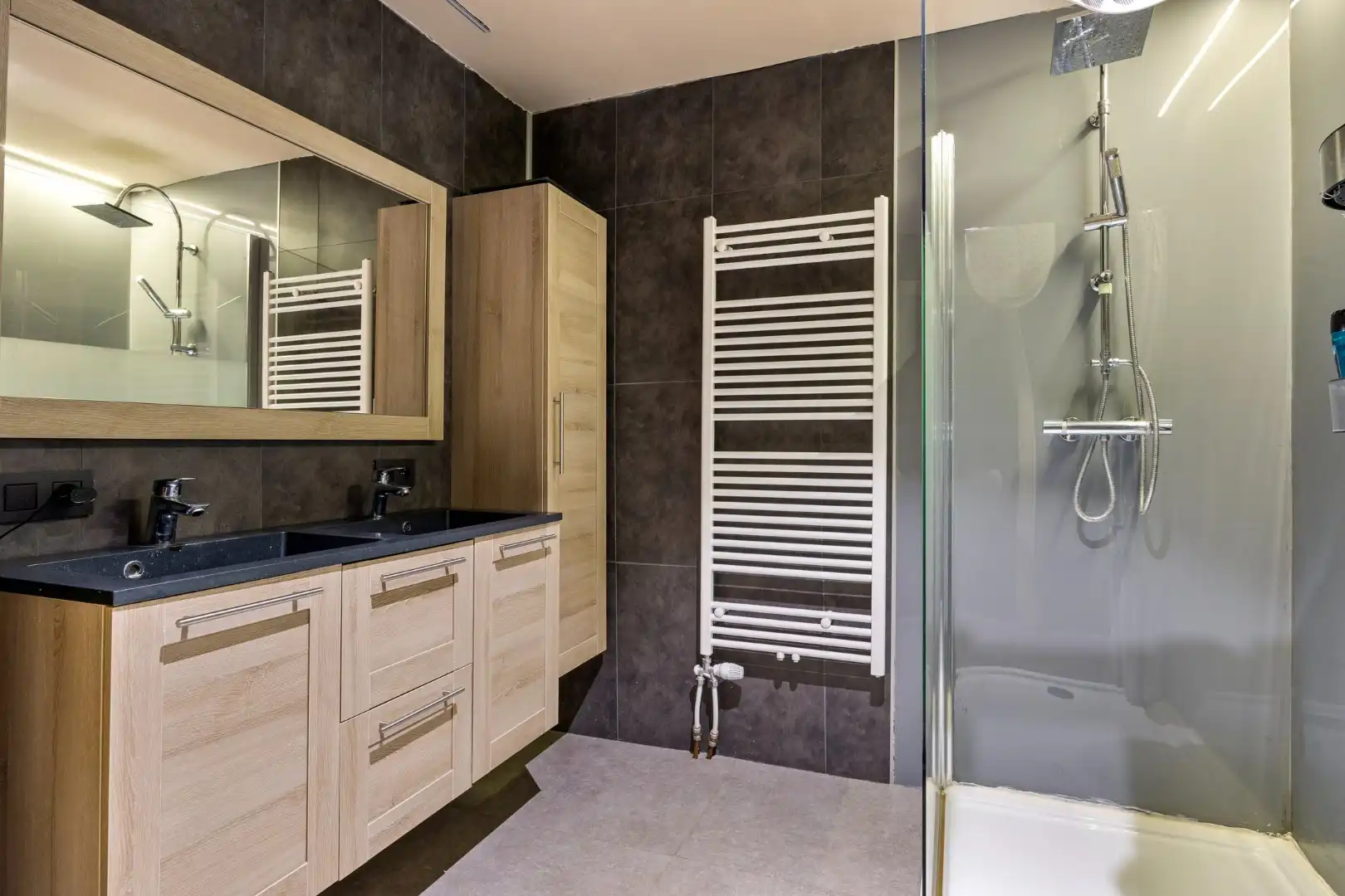 Prachtig appartement met garage vlakbij het stadscentrum van Tongeren foto 17