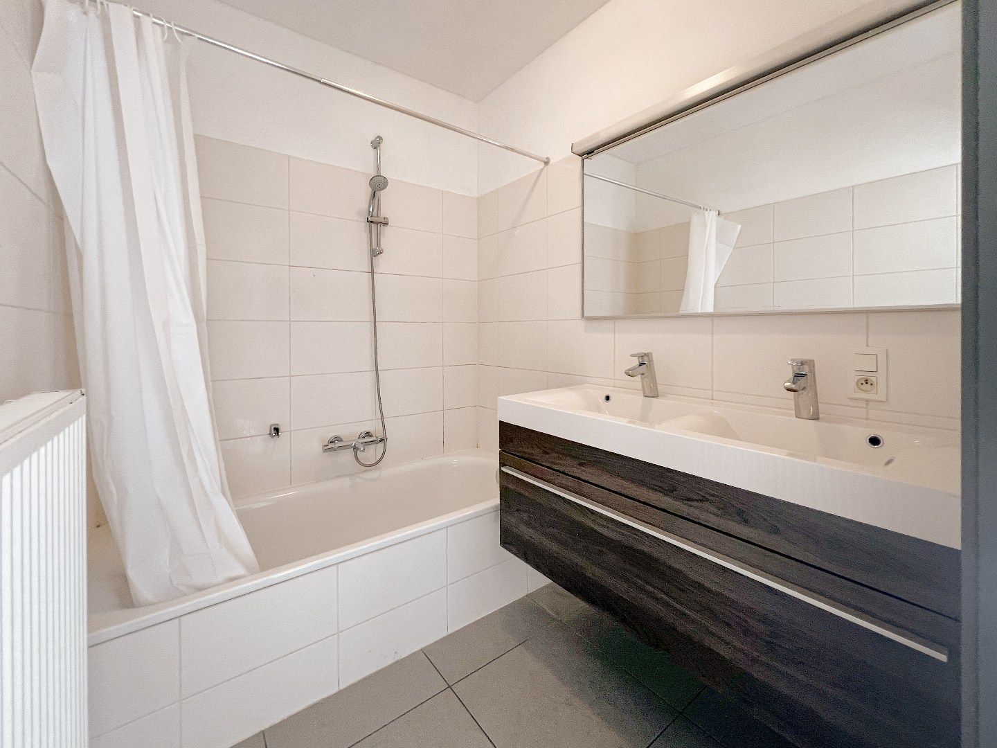 Prachtig gelegen 2 slaapkamerappartement met 2 terrassen foto 15
