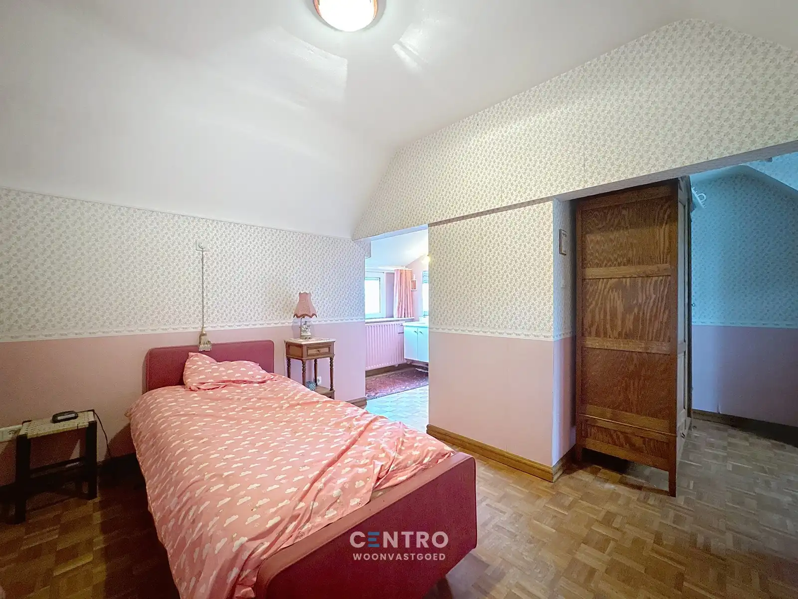 Uiterst CHARMANTE woning aan INTERESSANTE prijs te Brugge! foto 17