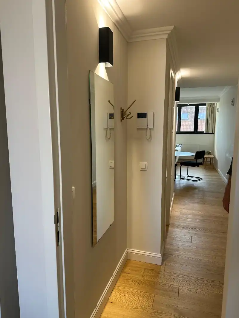 --- NOUVEAU --- Ce charmant appartement meublé d’environ 50 m² combine parfaitement confort et fonctionnalité. foto 2