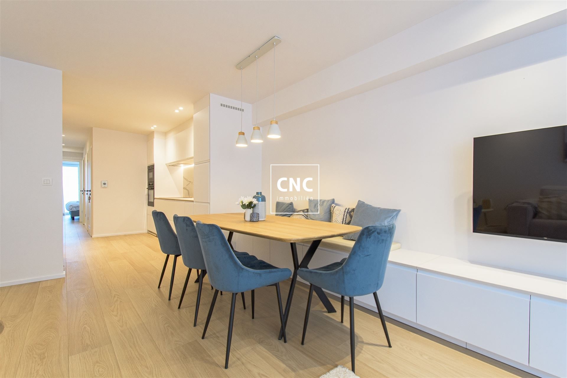 Elegant Gerenoveerd Appartement op 50 Meter van het Strand foto 6
