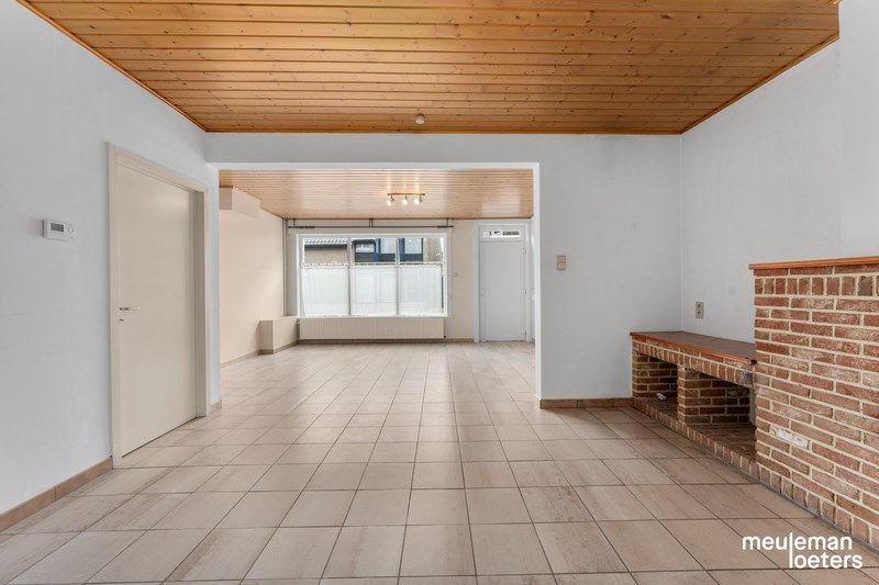 Te renoveren gezinswoning in centrum foto 4