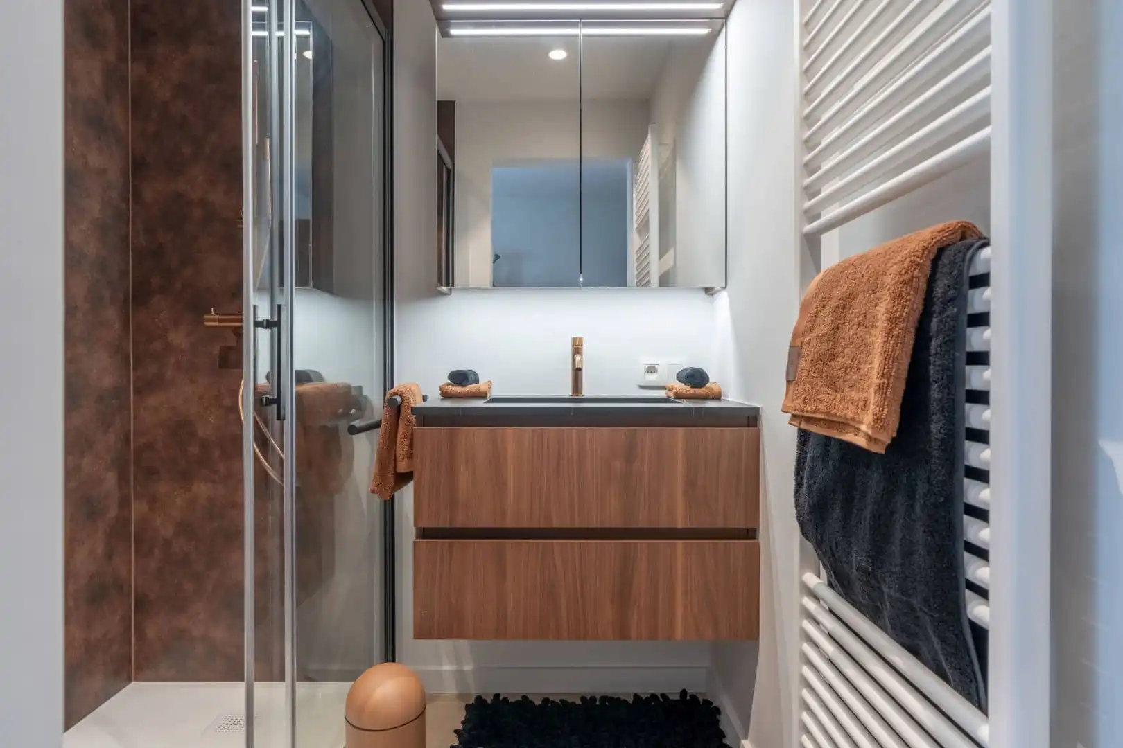 Smaakvol gerenoveerd appartement met vrij zicht foto 16