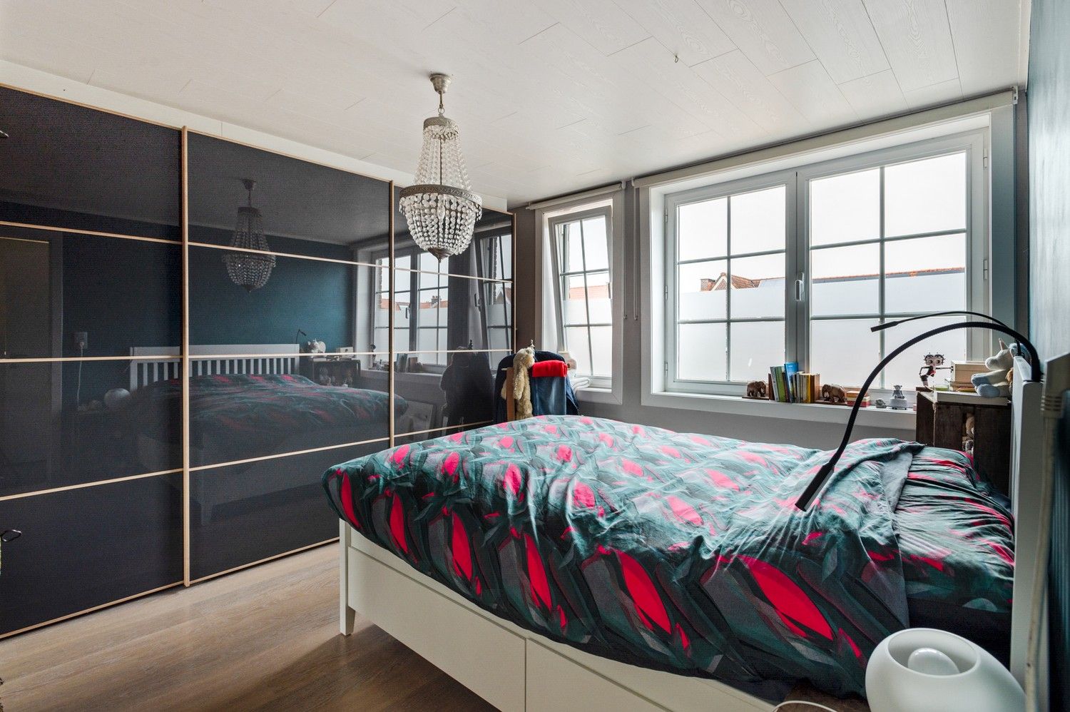 Centraal gelegen woning in doodlopende straat met 3 slaapkamers foto 13