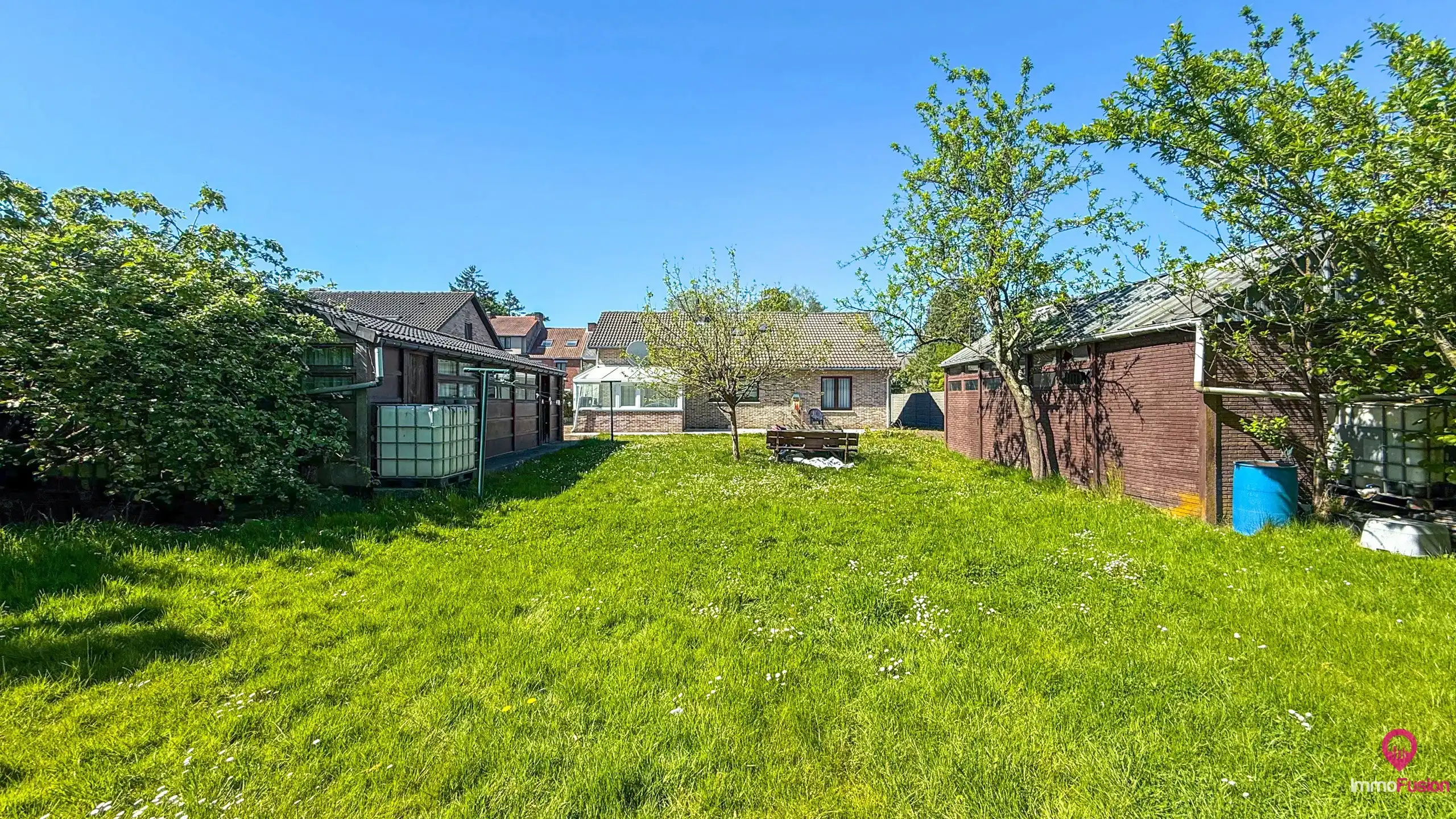 Instapklare bungalow met 5 slpks op toplocatie in Heusden! foto 36