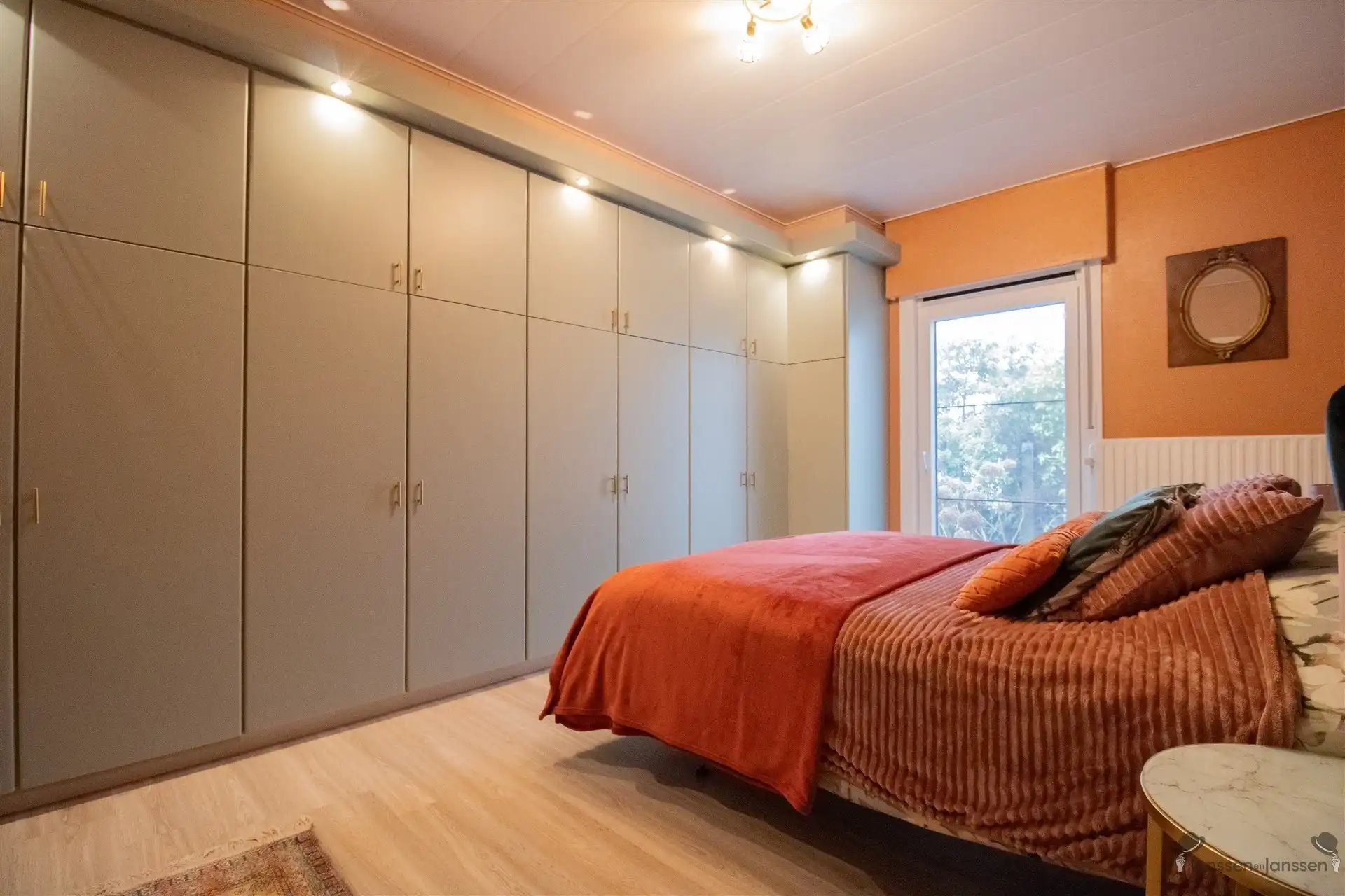 Rustig gelegen gelijkvloerse woning met 3 slaapkamers en wellnessruimte foto 17