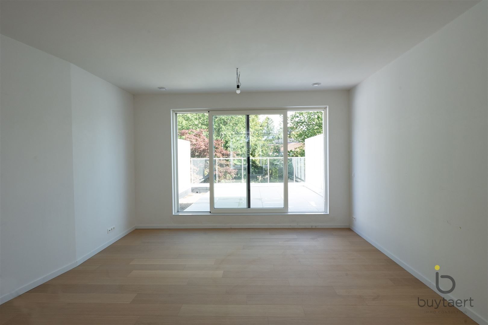 Beleef luxe, comfort en energiezuinigheid in een karaktervolle architectuur. foto 10