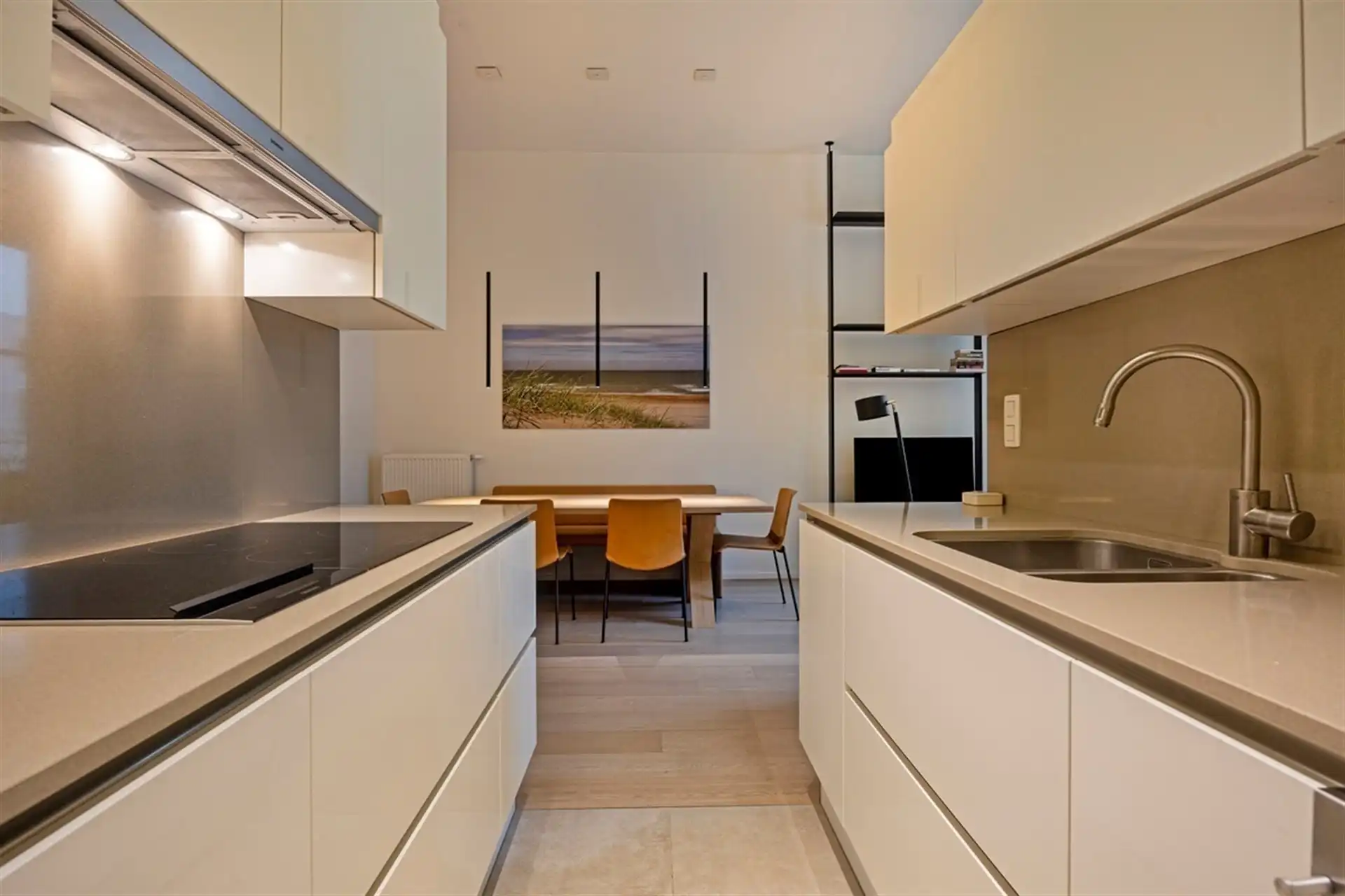 Prachtig eigentijds appartement met een historisch accent  foto 6