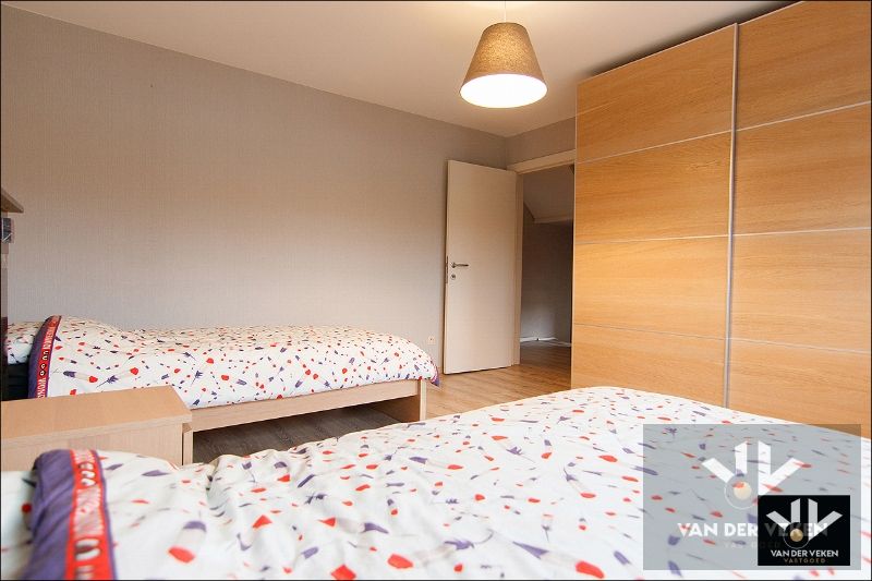 Grotendeels gerenoveerde en instapklare woning met zicht op groen! foto 20