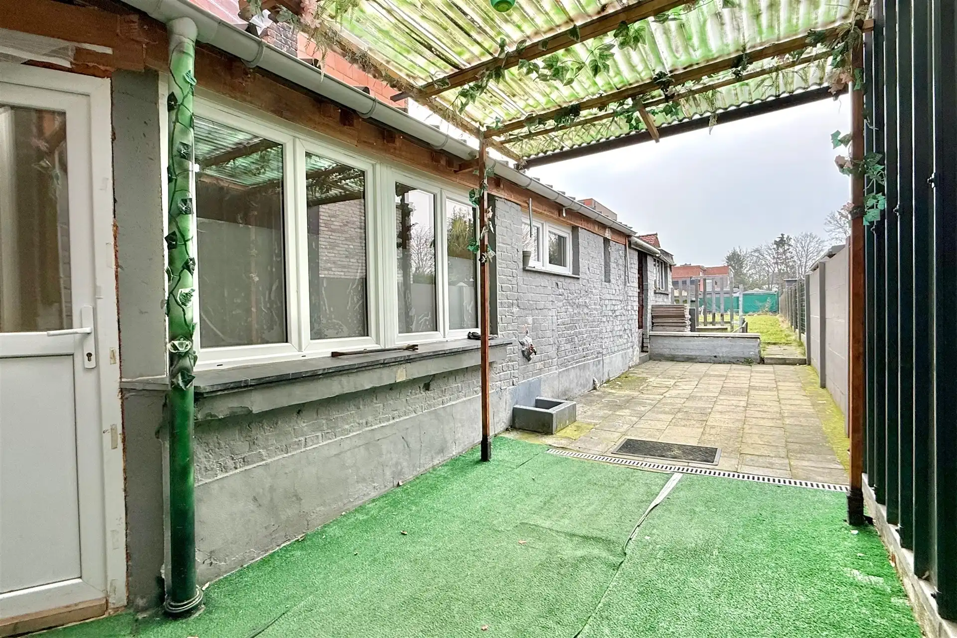 Vernieuwde rijwoning met tuin i.h. centrum foto 24